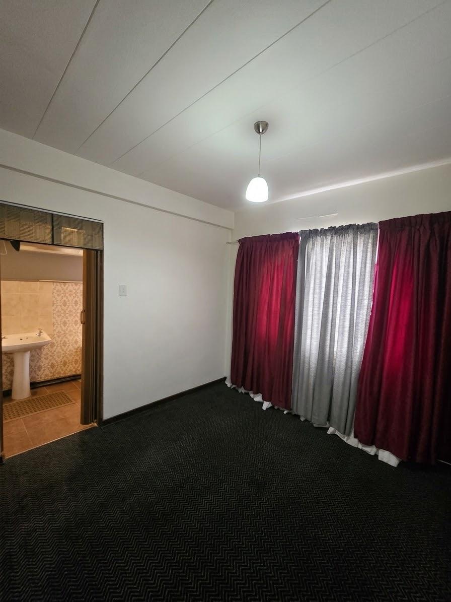 1 Bedroom Property for Sale in Dagbreek Free State